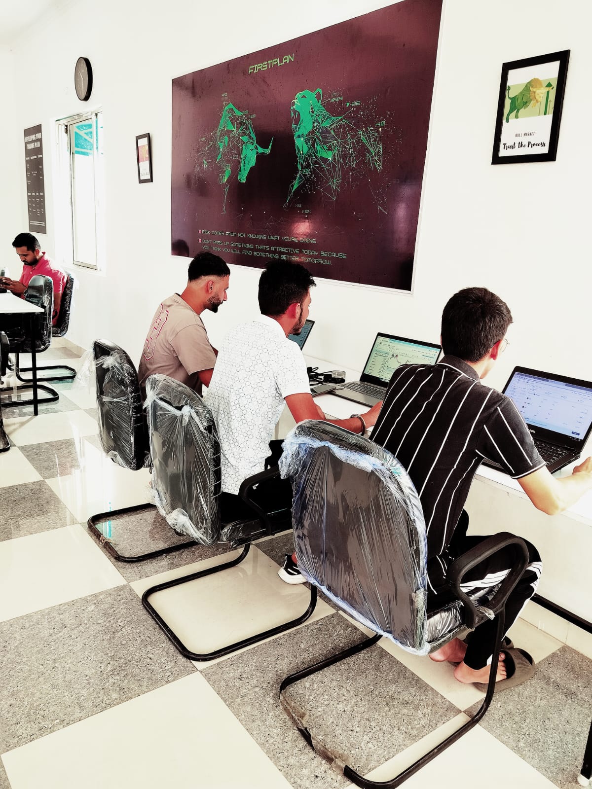 Students collaborating at Digital Skills Academy
